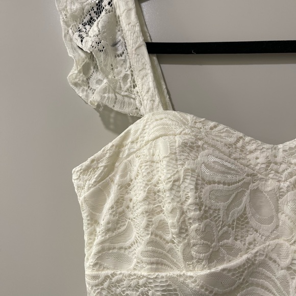 High-Low Dress - Picture 5 of 9